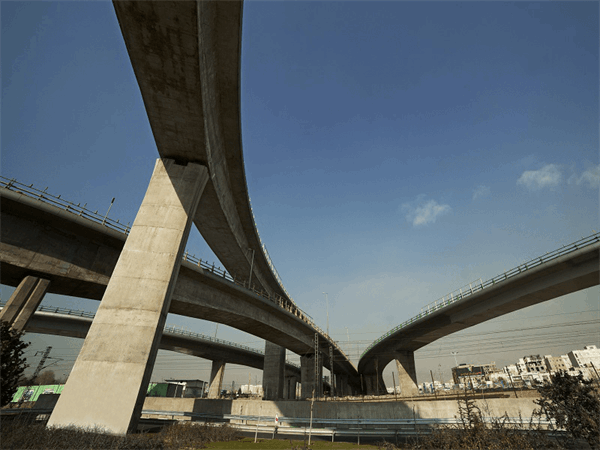 احداث بزرگراه آسیا و پل شهید باکری