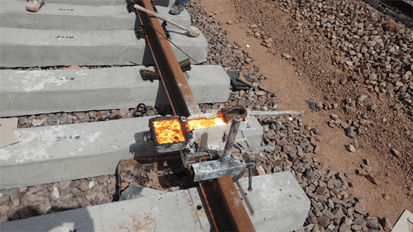 تصاویر پروژه راه آهن شمسی- میبد – ارژنگ